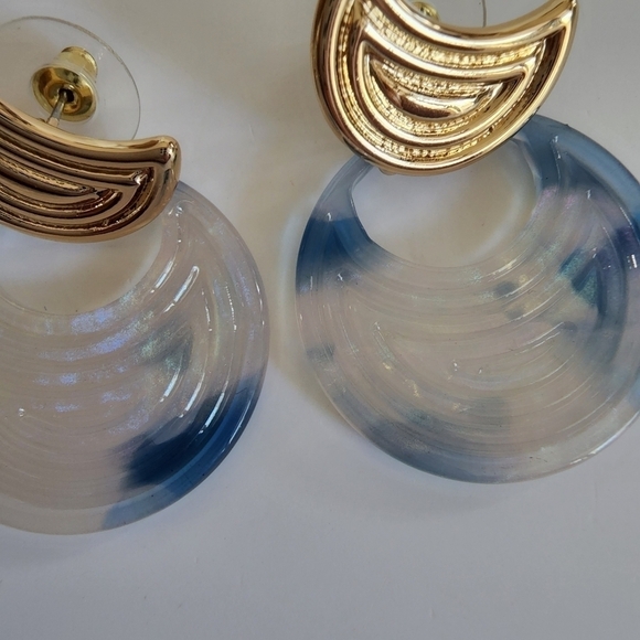 NEW Blue Gold Marble Iridescent Round Dangle Earrings - Picture 4 of 7